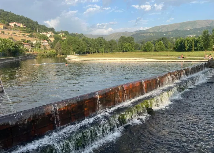 Village アパート