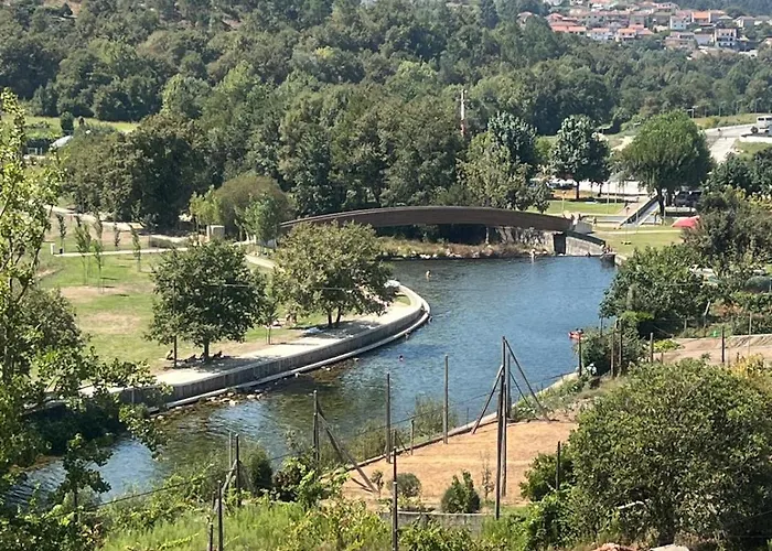 アパート Village *